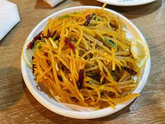 酸辣土豆丝-姥姥家春饼店(佳亿时尚广场店)