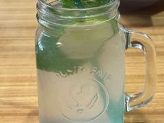 青柠薄荷水-山茶云南菜(永安里店)