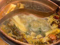 -洱火云南酸菜牛肉火锅(石景山当代商城店)