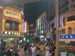 -市府路小吃城(民俗文化广场锦苑店)