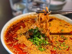 冒鹅肠千层肚-麻六记(凤凰汇店)