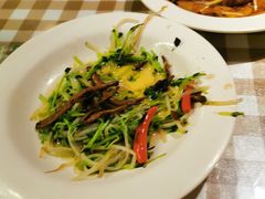-新大咀港式茶餐厅(宝山万达店)