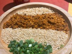 -谭鸭血老火锅(龙湖宝山天街店)