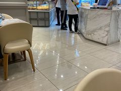 -面包新语(龙湖·西宸天街店)