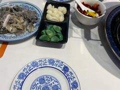 -一只羊·铜锅涮羊肉烧烤