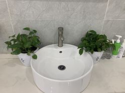 -蕾特恩专业祛痘·皮肤管理