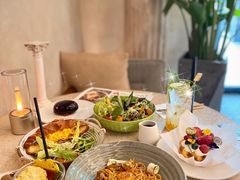 黑曜石-玲婧胡同·生日蛋糕·餐厅(嘉里城店)