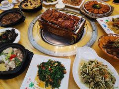-东方之猪四更烤乳猪(金垦总店)
