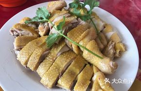 Steamed and Marinated Chicken