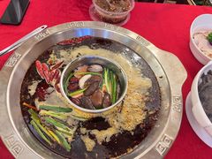 -山城年华老火锅(玉林店)