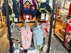 -大型宠物商超·宠海王国·宠物猫狗活体·用品·美容(新世界百货重庆店)