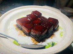 红烧肉焖饭-新白鹿餐厅(松江开元地中海店)