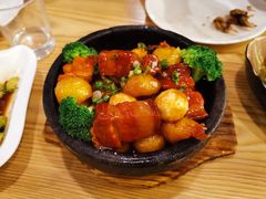 -小镇大厨新概念复合中餐厅(万达广场大连高新店)