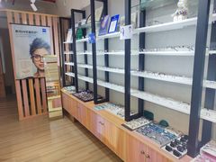 -瑞司视光眼镜·蔡司战略合作眼镜店(新街口店)