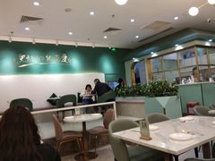 大堂-丽莎沙拉轻食餐厅(国贸店)