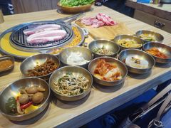 -金顺韩式烤肉·网红烤肉店(广利路店)