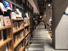 -百新书局(尚悦湾店)