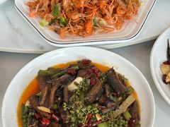 -丹水桥地锅鱼·翘嘴鲌·地方特色全鱼宴(丹江口大坝店)