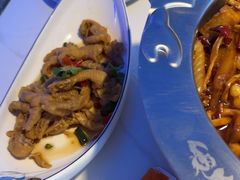 -徐记小怪兽肉蟹煲(中央大街店)