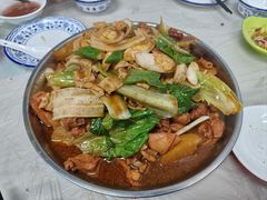 -苗氏新疆大盘鸡