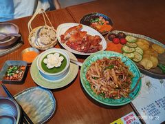 -包整·丝娃娃(一览甲秀楼风景店)