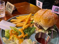 -鲨鱼美式餐厅酒吧Sharky