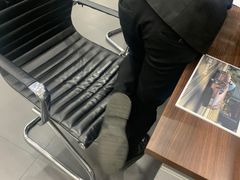 -杭州中升之星奔驰4S店(滨江店)