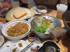 -聚鑫朋酸菜肥肠(九龙仓店)