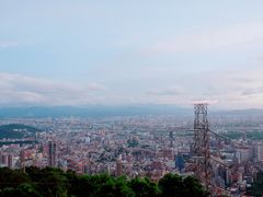 -草山夜未眠景观餐厅