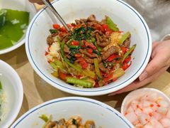 -李与白包子铺(桐梓林店)