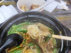 -花儿姐与战哥的美食档