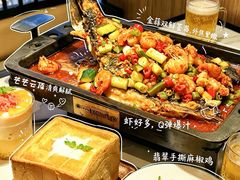 -江边城外烤全鱼(世茂广场店)