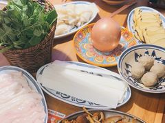 -洱火云南酸菜牛肉火锅(石景山当代商城店)