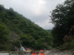 -罗田大别山峡谷漂流