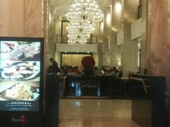 -Salon de The de Joel Robuchon(外滩18号店)