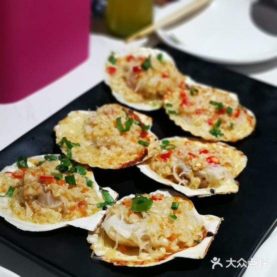 三炮海鲜烧烤店(河畔·幸福城店)