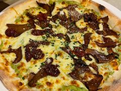 牛肝菌青豆披萨-BONAZZA 意大利餐厅