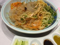 五彩鸡丝大拉皮-京味斋·北京烤鸭(北京南站洋桥店)