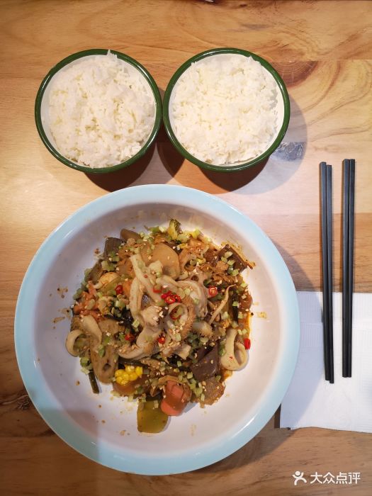 十三不靠市井麻辣烫(民乐园万达店)脆爽干拌牛肚套餐图片