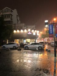 点击看大图 门面-永琪美容美发