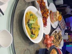 -巴特餐饮6加1音乐餐吧·新疆菜