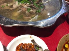 -谢老五跷脚牛肉·非遗传承店