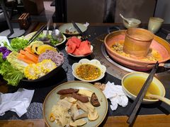-菌自由丨野生菌火锅特色庭院餐厅(丽江古城店)