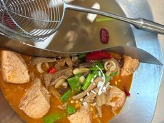 -左庭右院鲜牛肉火锅(浦江欢乐颂店)