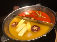 -湊湊火锅·茶憩(新中关购物中心店)