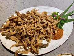 椒盐什菌-觅山云南菜(泊富ICITY店)