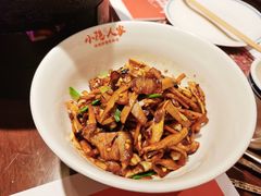 腊肉炒笋-小隐人家(乐松店)