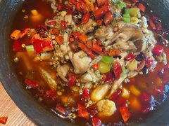 破店馋嘴牛蛙-泥糊破店小酒馆·团建聚餐(南京西路店)