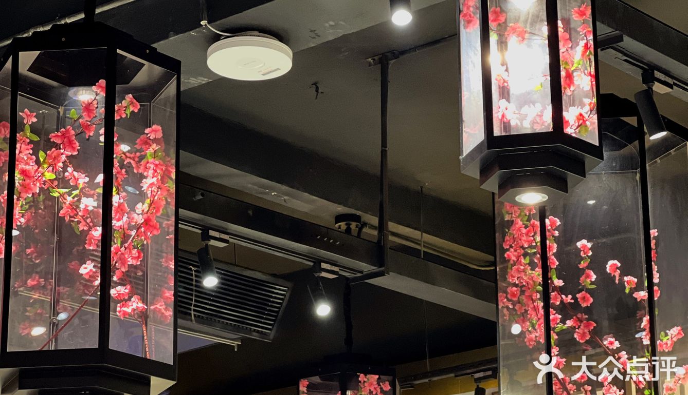 秋冬进补👉以羊肉汤出圈的这家店最近🔥了