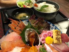 -家贺屋刺身寿司专门店